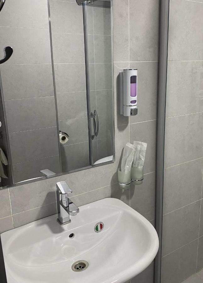 Hotel Vatan Plaza Taschkent Exterior foto