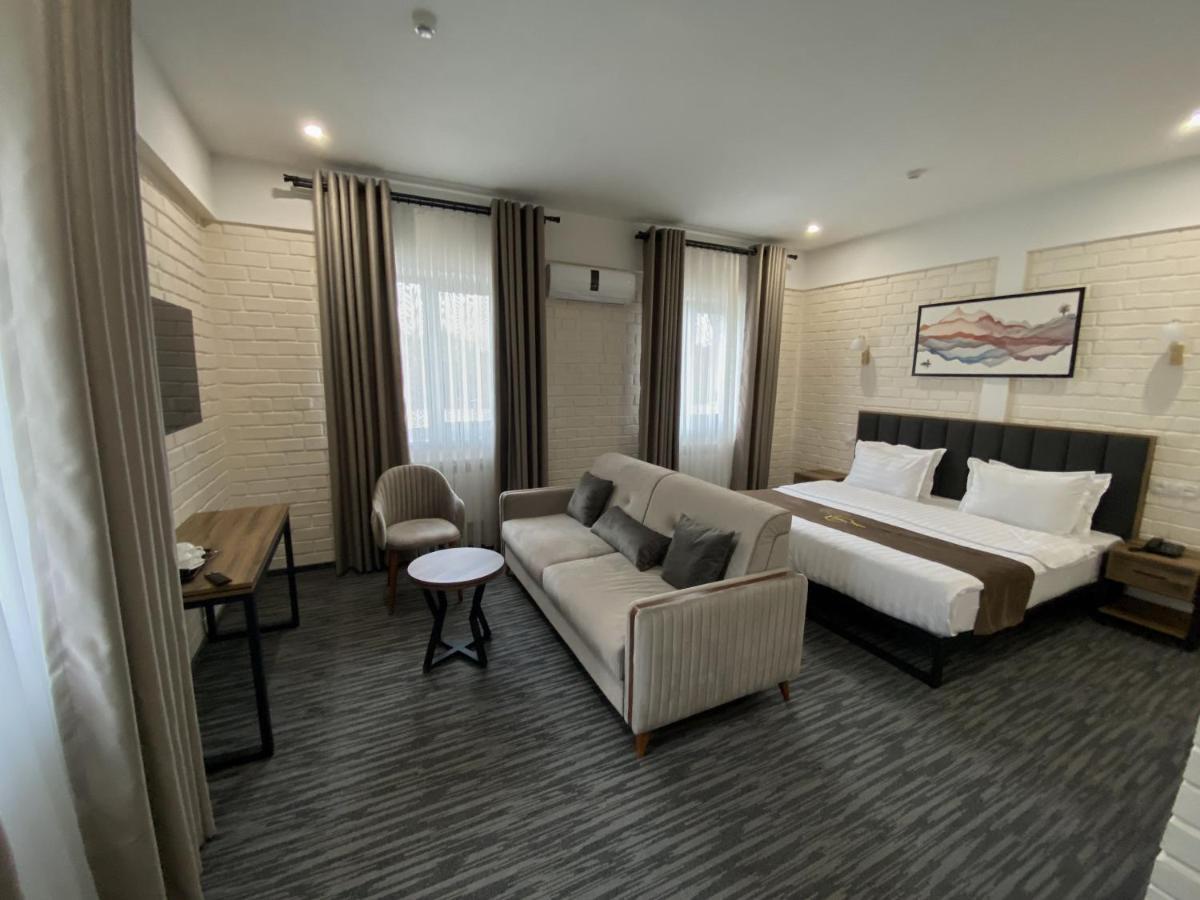 Hotel Vatan Plaza Taschkent Exterior foto